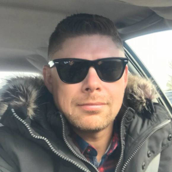 Meet your Posher, Luis - Picture 1 of 1